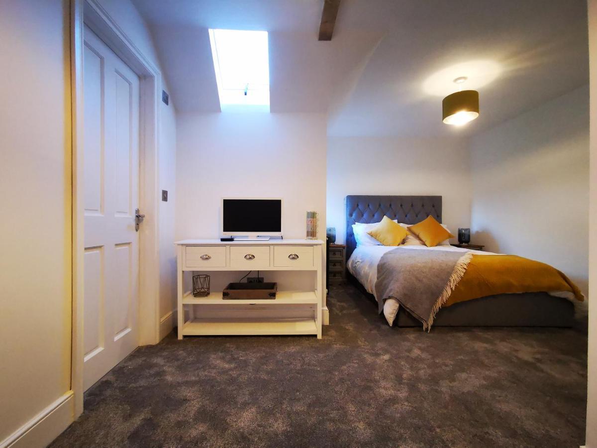 Redbrook Farm Bnb - Gateway To The New Forest Fordingbridge Exterior photo